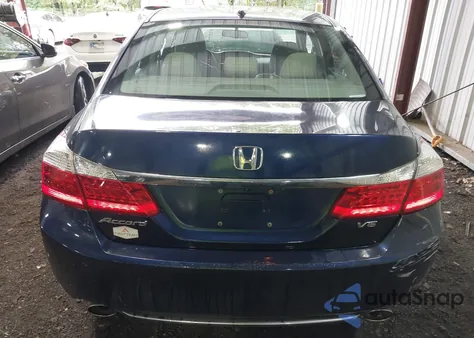 2015 Honda Accord Ex-L V-6 z USA, uszkodzony, nr VIN 1HGCR3F88FA025296